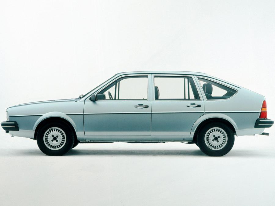  Volkswagen Passat 5-Door 1980 года  (фото 3 из 9)